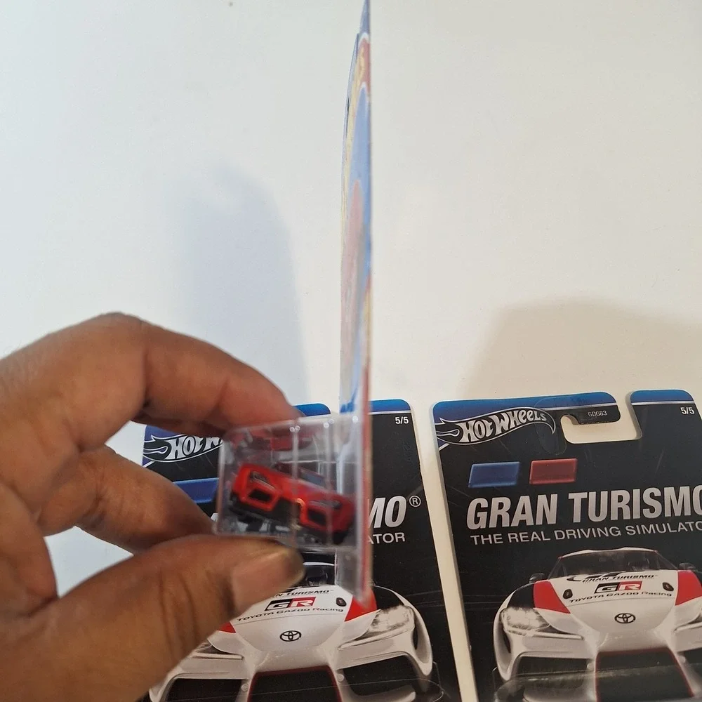Hot Wheels 20 Toyota Supra Gran Turismo/ Red Supra‎